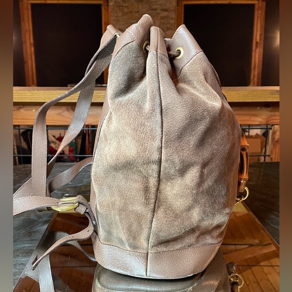Gucci suede bamboo backpack - Picture 4 of 15